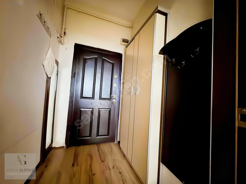 Karşıyaka Bahçeli Evler Mah. 2+1 Doğalgaz Kombili Kiralık Daire — fotoğraf 24