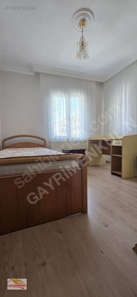 Bulvar Üzerinde Arakatta Doğalgazlı 3+1 2 Banyolu Otoparklı — fotoğraf 15