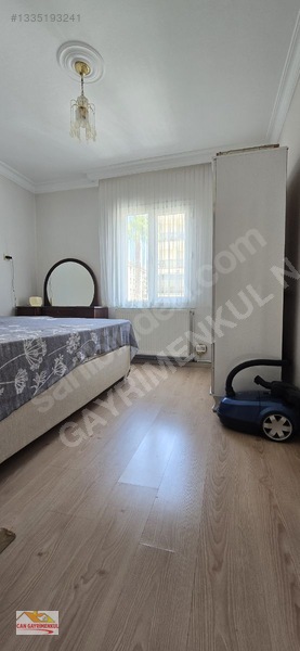 Bulvar Üzerinde Arakatta Doğalgazlı 3+1 2 Banyolu Otoparklı — fotoğraf 19