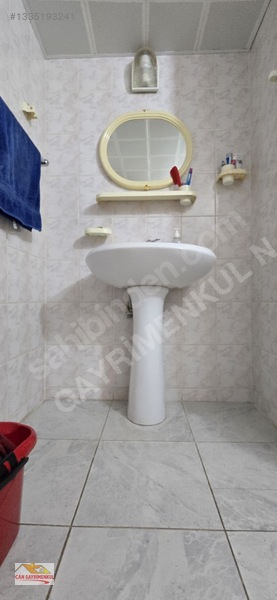 Bulvar Üzerinde Arakatta Doğalgazlı 3+1 2 Banyolu Otoparklı — fotoğraf 32