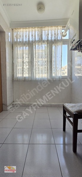 Bulvar Üzerinde Arakatta Doğalgazlı 3+1 2 Banyolu Otoparklı — fotoğraf 45