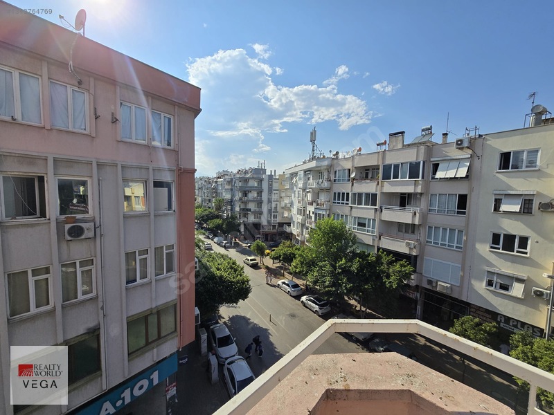 Muratpaşa Kışla Mah. Katta Otoparklı Satılık 3+1 Daire — fotoğraf 26