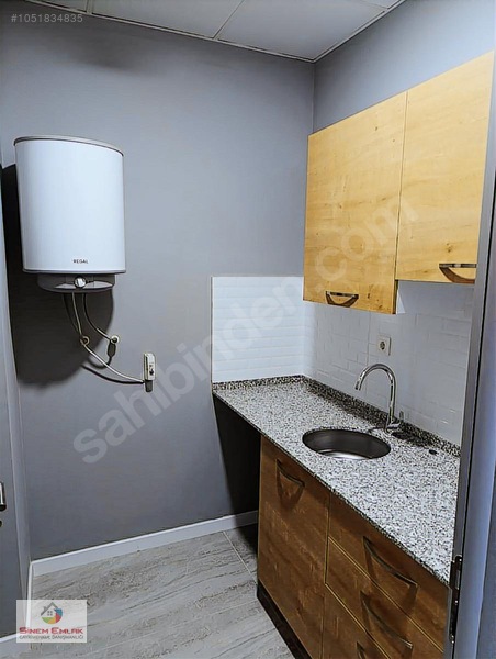 Araştırma Hastanesi Karşısı Arka Cephe B Blok 2.kat Kiralık Ofis — fotoğraf 4