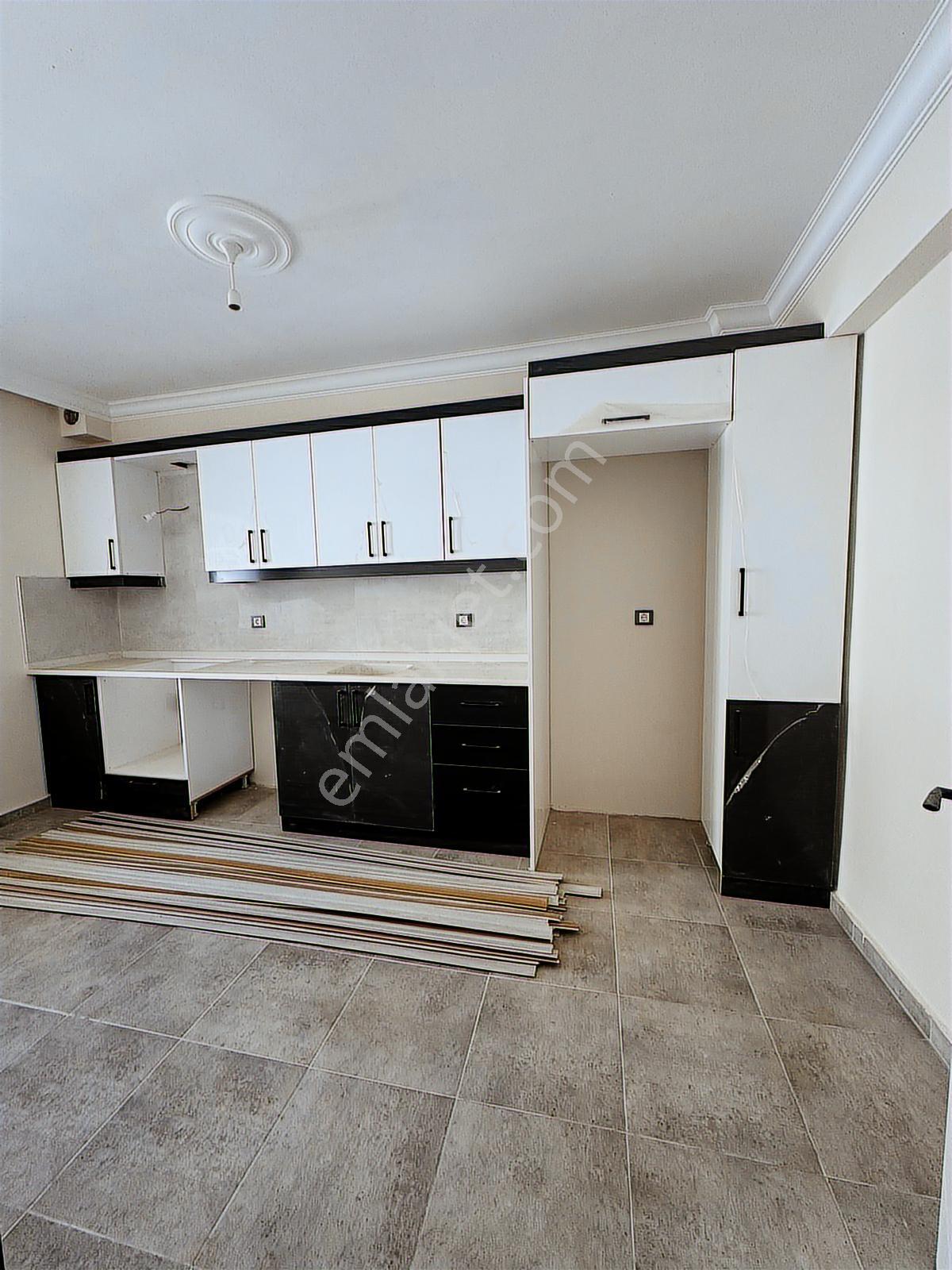 Bandırma Mavi Emlaktan 600 Evler Mah. 3+1 Satılık Dubleks Daire