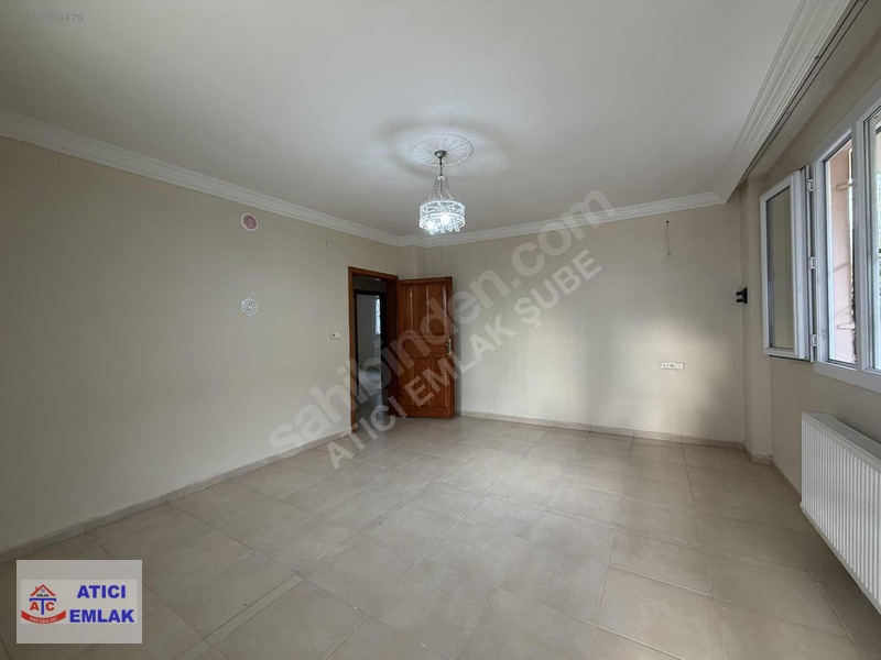 Müstakil-yavuz Sultan Selimde Kiralık Kombili 2+1 — fotoğraf 4