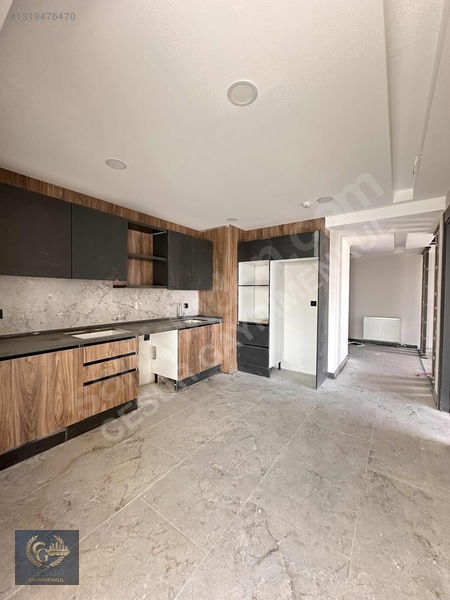 Cesur Gayrimenkul'dan Çeysa Merkez Ofis Kiralık 2+1 Büro — fotoğraf 6