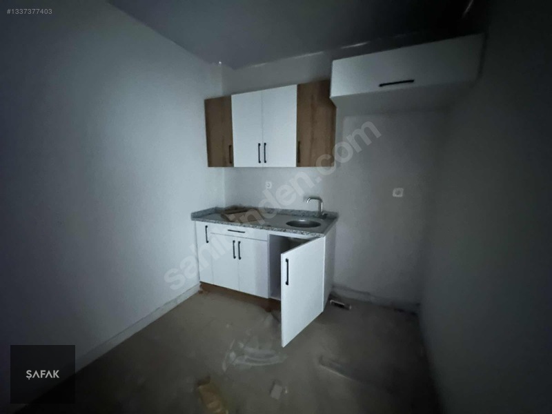 Şafak-toptancılar Sitesinde 220m2 Satılık Depo — fotoğraf 8