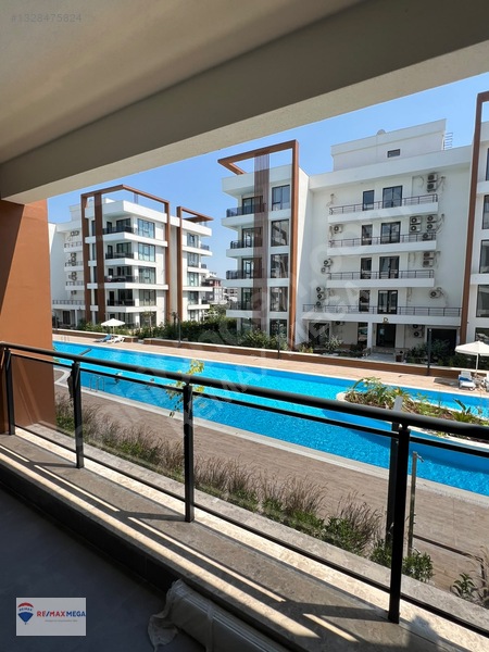 Yeniköy'de Rengiantalya Greenlife Sitesinde Eşyalı 1+1 Kiralık