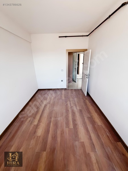 Hira Gayrimenkul Den Protokol Yoluna Bir Sokak Fırsat 1+1 Daire — fotoğraf 9