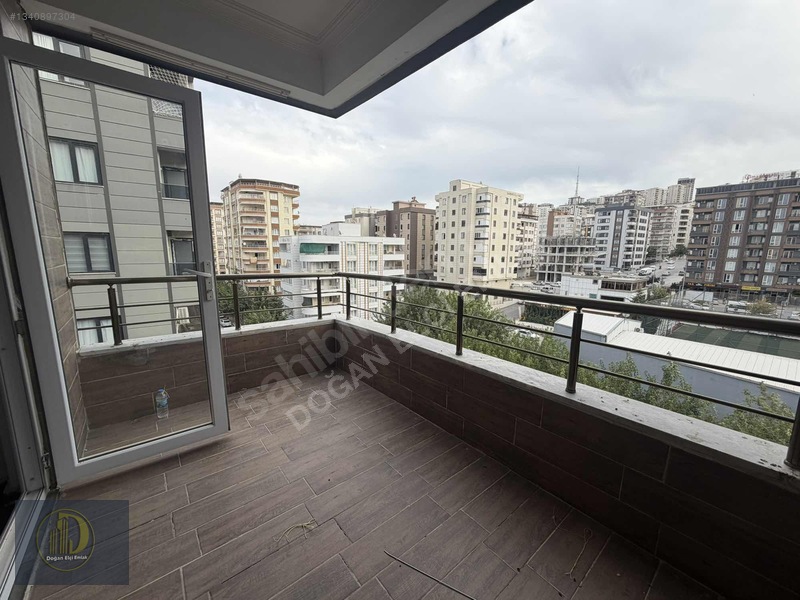 Doğan & Elçi Emlaktan Kiralık 2+1 Lüxs Daire — fotoğraf 27