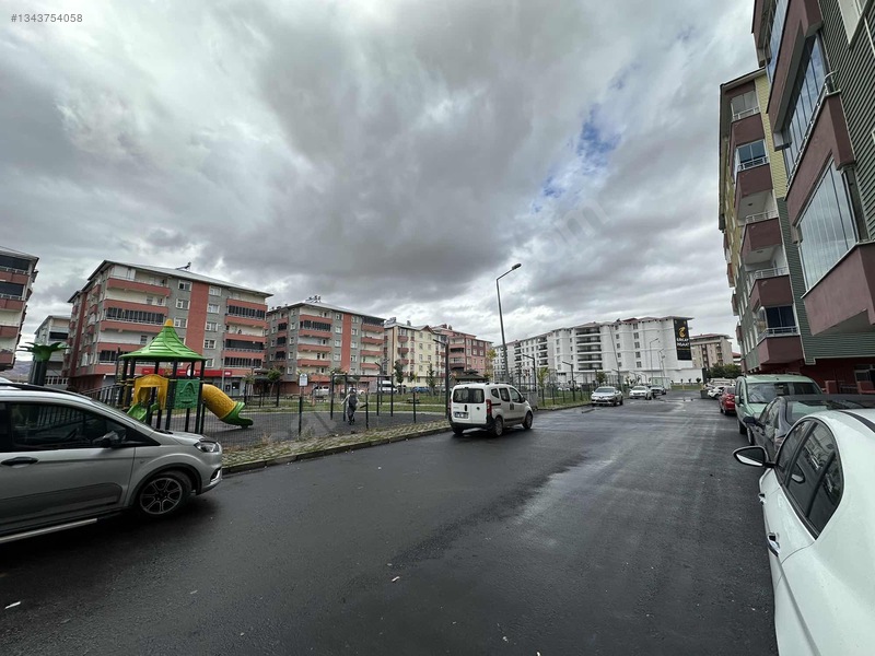 Fırat Mahallesi Rol Sitesinde 160 M² Arakat 3+1 Kiralık — fotoğraf 27
