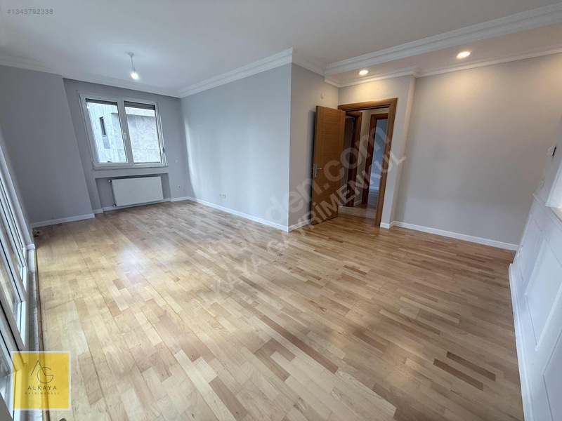Suadiye'de Satılık 2+1 Boş Daire - 90m² -2 Balkonlu - Otoparklı — fotoğraf 24