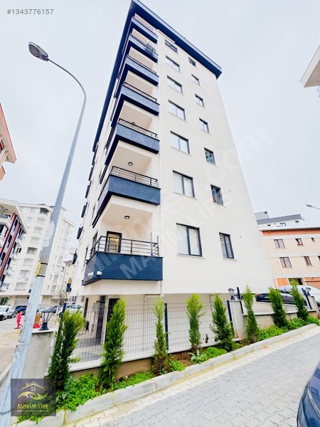 Çekmeköy Cumhuriyet Mahallesinde Ferah 2+1 Satılık Daire
