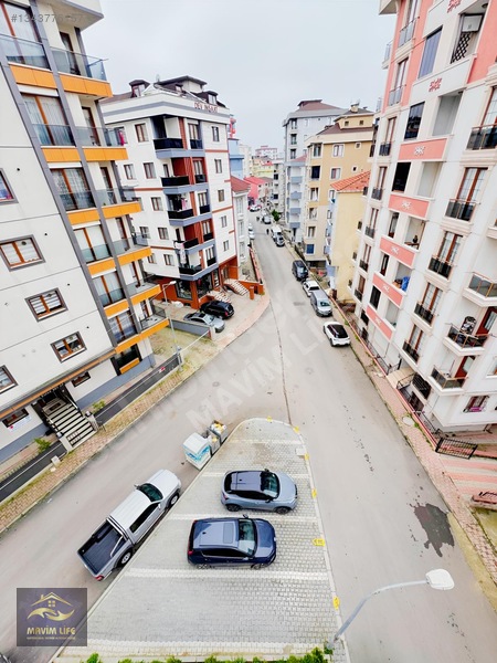 Çekmeköy Cumhuriyet Mahallesinde Ferah 2+1 Satılık Daire — fotoğraf 2