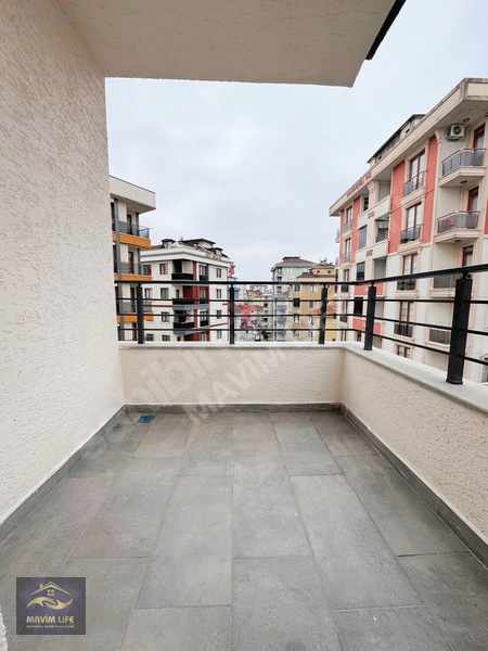 Çekmeköy Cumhuriyet Mahallesinde Ferah 2+1 Satılık Daire — fotoğraf 4