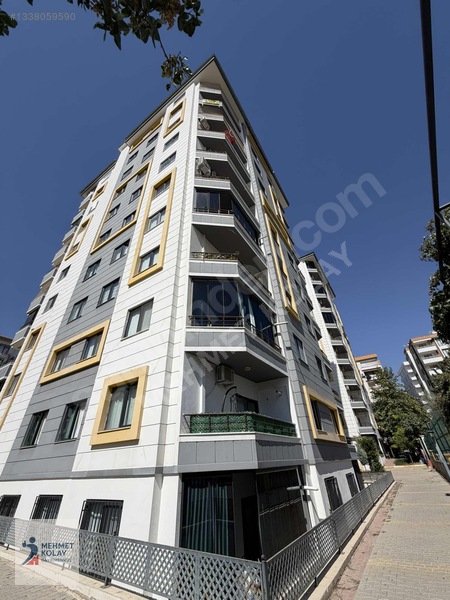 Karaköprü'De Satılık 2+1 Site İçi Daire (115M², 9. Kat)