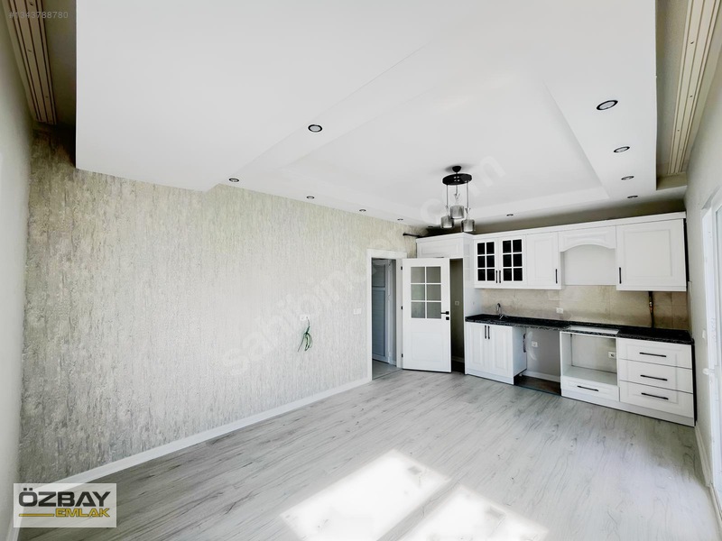 Özbay Emlaktan Avm Valilik Civarı Sıfır Site İçi Eksiksiz Daire — fotoğraf 2