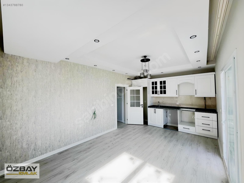 Özbay Emlaktan Avm Valilik Civarı Sıfır Site İçi Eksiksiz Daire — fotoğraf 3
