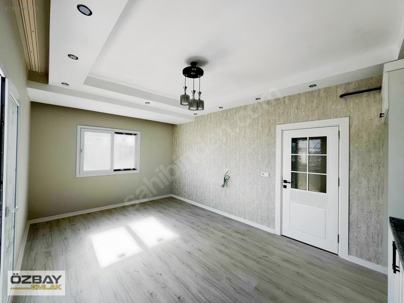Özbay Emlaktan Avm Valilik Civarı Sıfır Site İçi Eksiksiz Daire — fotoğraf 4
