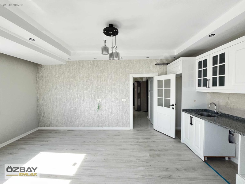 Özbay Emlaktan Avm Valilik Civarı Sıfır Site İçi Eksiksiz Daire — fotoğraf 6