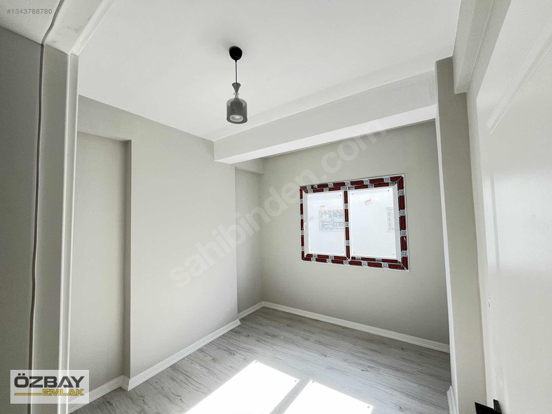 Özbay Emlaktan Avm Valilik Civarı Sıfır Site İçi Eksiksiz Daire — fotoğraf 13