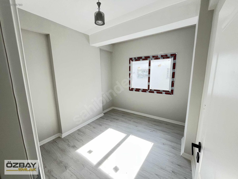 Özbay Emlaktan Avm Valilik Civarı Sıfır Site İçi Eksiksiz Daire — fotoğraf 14