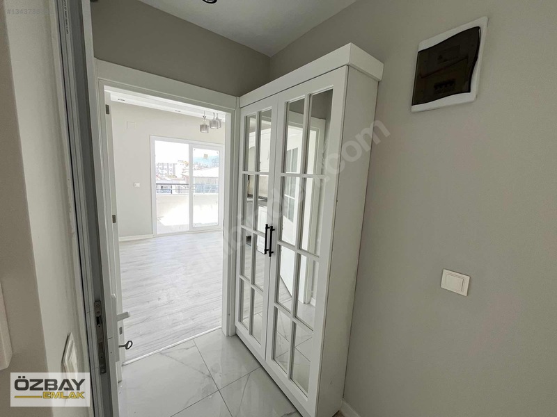 Özbay Emlaktan Avm Valilik Civarı Sıfır Site İçi Eksiksiz Daire — fotoğraf 18