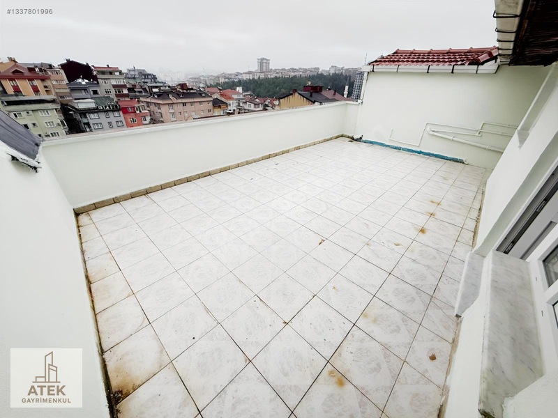 4.levent Metroya 5 Dakika Mesafe Teraslı 1 + 1 Kiralık