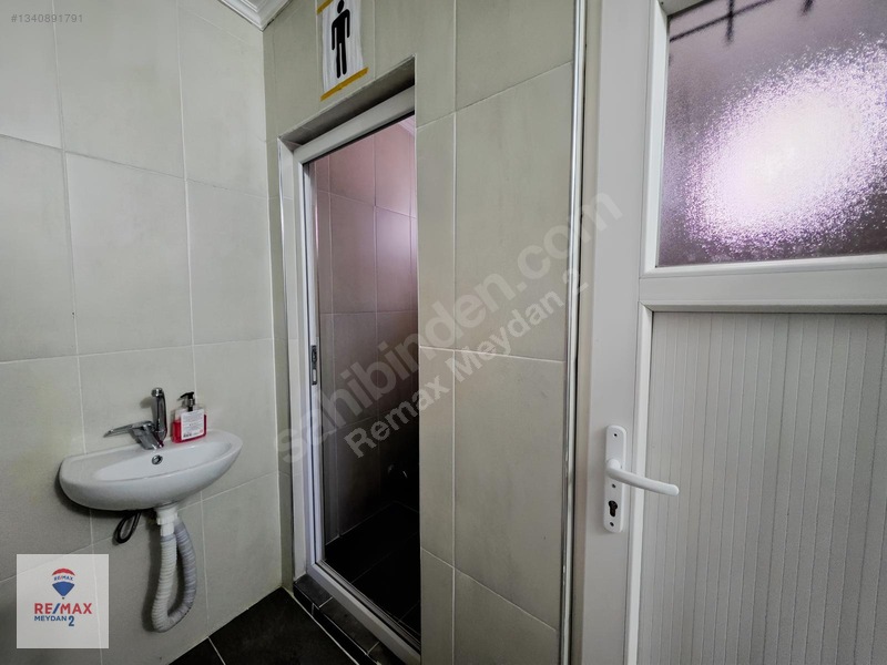 Yomra Yolu Üzerinde Devren Kiralık Dükkan — fotoğraf 9