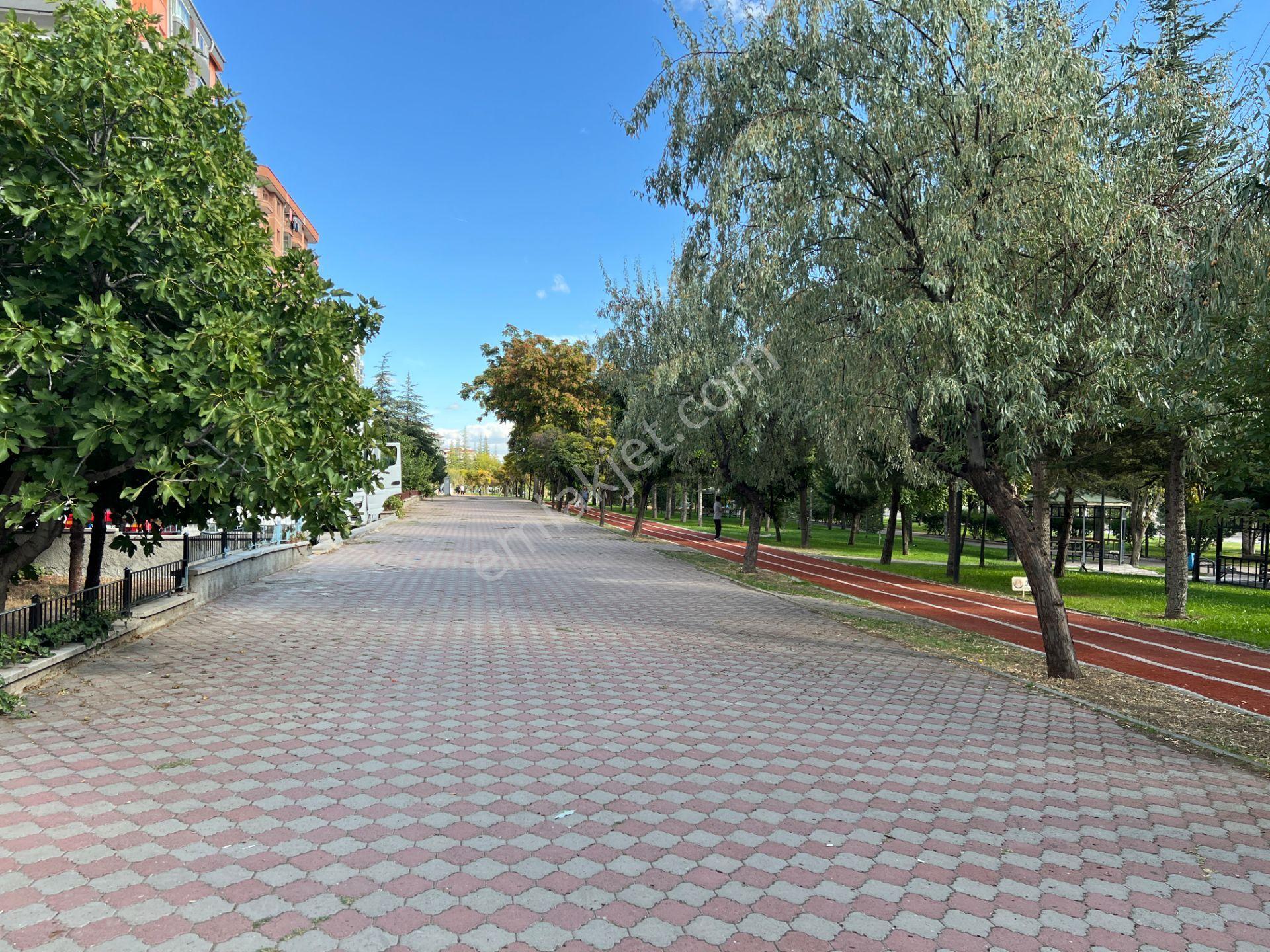 Sincan Ayaş Yoluüzeri Siteiçi 10.arakat Kredi Limıtsız Asansorlü — fotoğraf 32