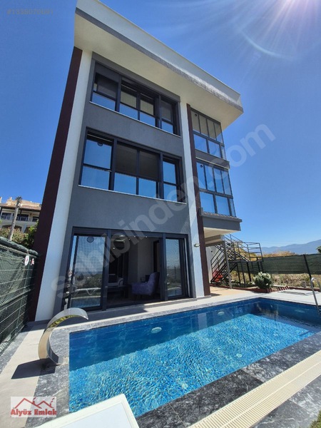 Ful Deniz Manzaralı Satılık Villa