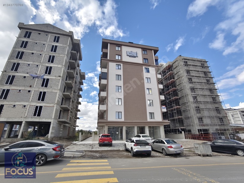 Focus'tan Kombina'da Satılık Kuzey-batı Köşe Cephe 1+1 Daire