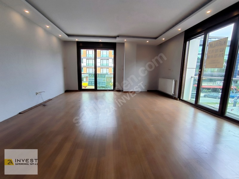 Çengelköy Cadde Üzeri 3+1 Kiralık Daire Ebeveyn Banyo Otopark