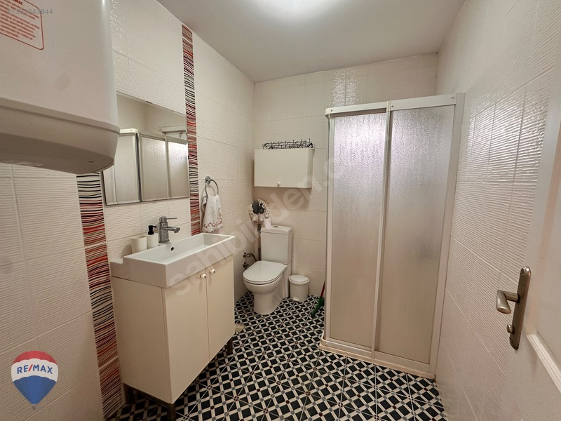 Remax Şaban Karakaş Tan İskanlı 2+1 Harika Müstakil Ev — fotoğraf 18