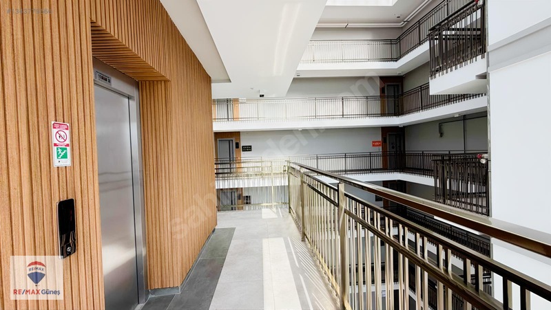 Şah Plaza Çevre Yoluna Sıfır Görünürlüğü Yüksek Ofis&büro — fotoğraf 5