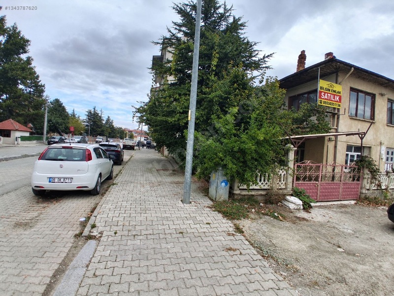 Fırsat Köşe Parsel Müstakil Arsalı Ev — fotoğraf 3