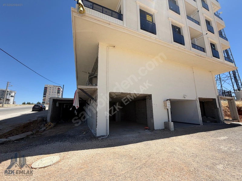Azk'den *bir Yatırım Fırsatı Daha* 330 M2 Dükkanımız Satılıktır — fotoğraf 2
