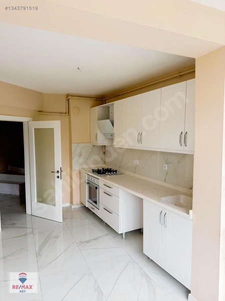 Dikmen Caddesi Üzerinde Harika Konumda Kiralık 3+1 Dubleks Daire — fotoğraf 6