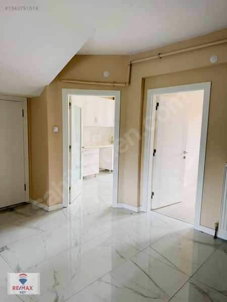 Dikmen Caddesi Üzerinde Harika Konumda Kiralık 3+1 Dubleks Daire — fotoğraf 10