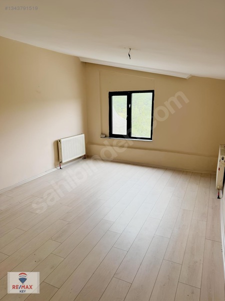 Dikmen Caddesi Üzerinde Harika Konumda Kiralık 3+1 Dubleks Daire — fotoğraf 13