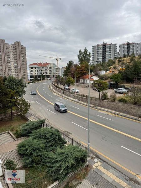 Dikmen Caddesi Üzerinde Harika Konumda Kiralık 3+1 Dubleks Daire — fotoğraf 20