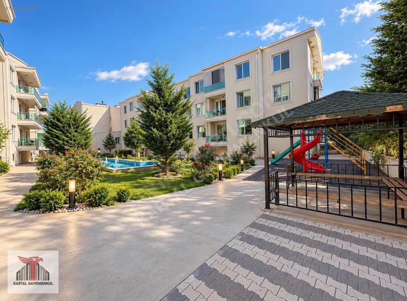 Kartal Gayrimenkul'den Yaşamkent 2'de 3+1 Arakat Lüx Daire — fotoğraf 3