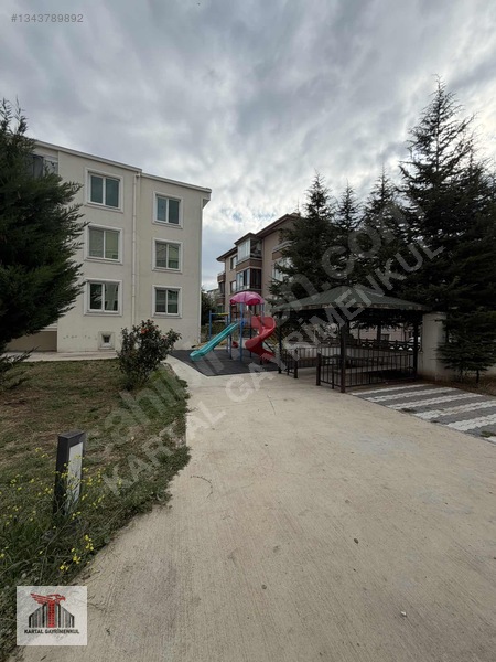 Kartal Gayrimenkul'den Yaşamkent 2'de 3+1 Arakat Lüx Daire — fotoğraf 8