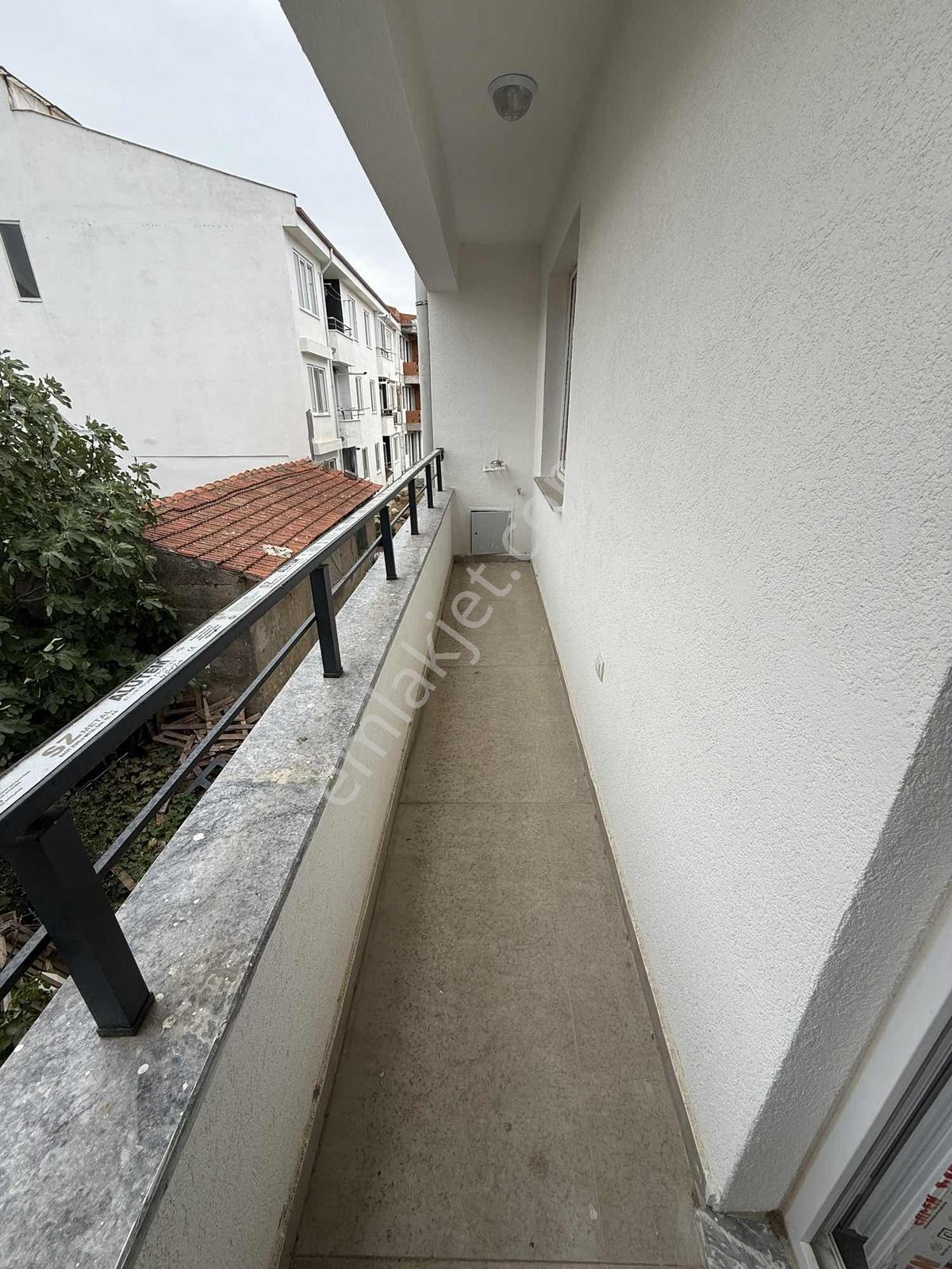 Yamaç Emlaktan Kemalpaşa Mah 2+1 Daire — fotoğraf 5