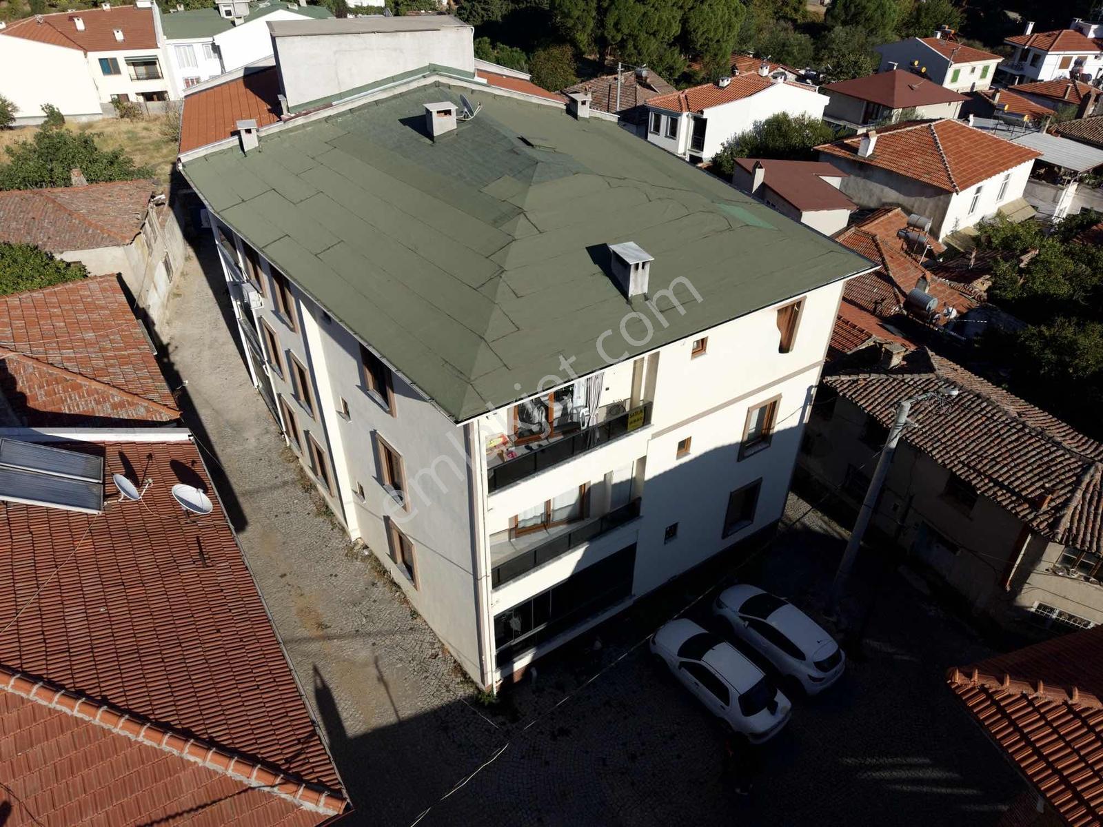 Güçlü Kardeşlerden Güre Köy Merkezinde 2+1 Daire — fotoğraf 4