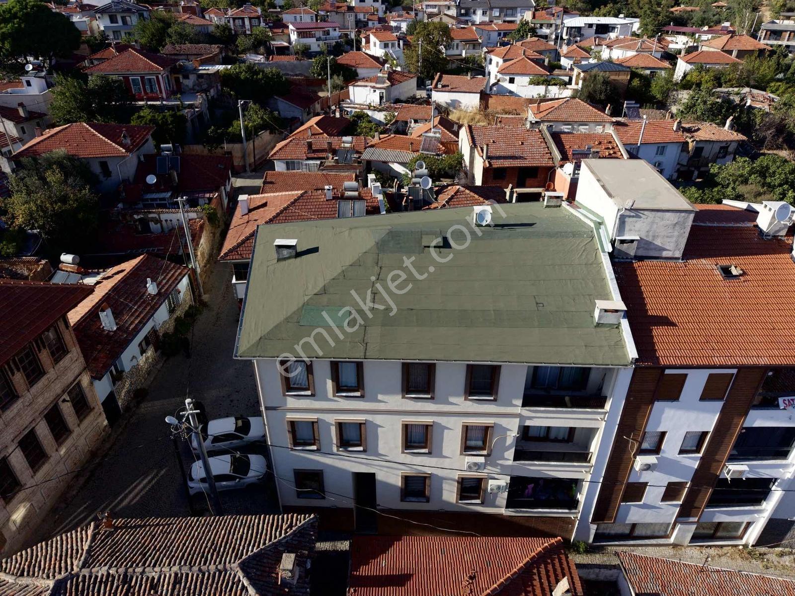 Güçlü Kardeşlerden Güre Köy Merkezinde 2+1 Daire — fotoğraf 5