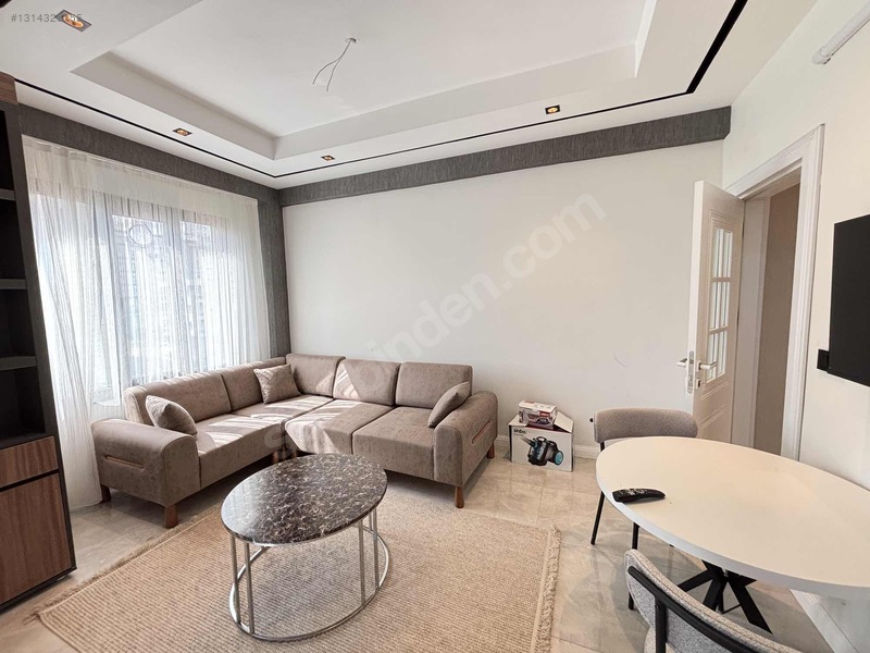 Akyürek Emlaktan Eski Avm Arkası Lüx 1+1 Eşyalı Daire — fotoğraf 3