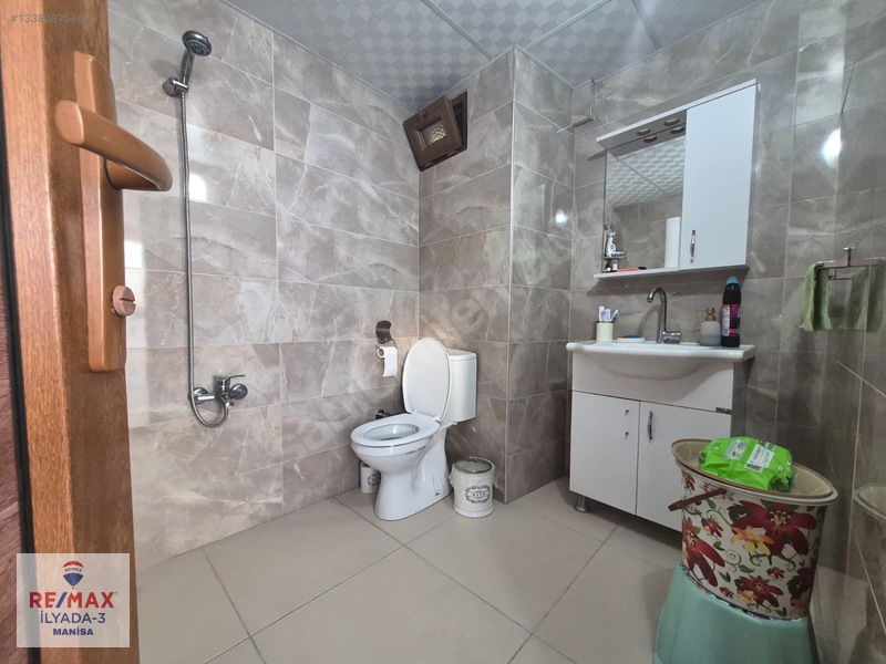Manisa Hacırahmanlı'da Bahçeli Teraslı Satılık Müstakil Ev — fotoğraf 32
