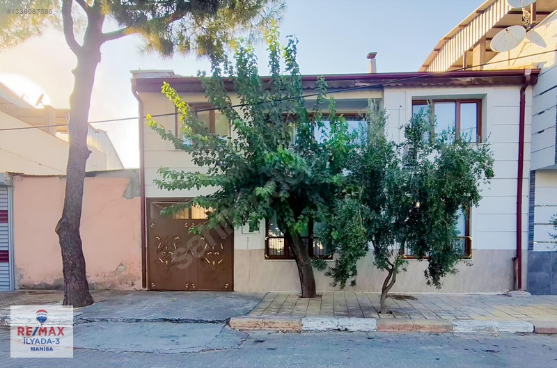 Manisa Hacırahmanlı'da Bahçeli Teraslı Satılık Müstakil Ev — fotoğraf 35