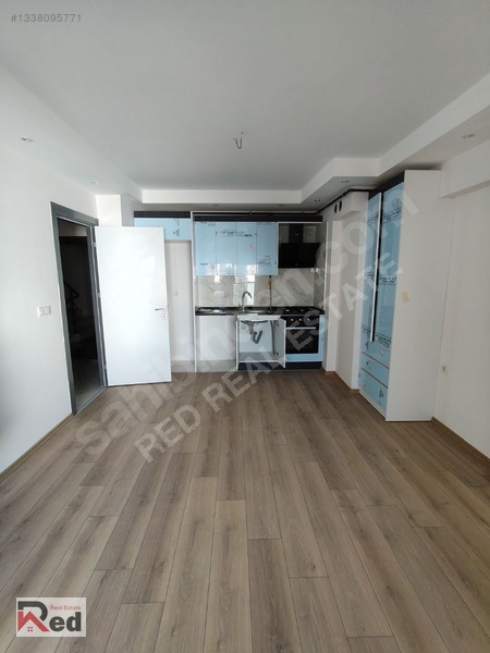 Karşıyaka Çarşı Yakını Sıfır 1+1 — fotoğraf 2